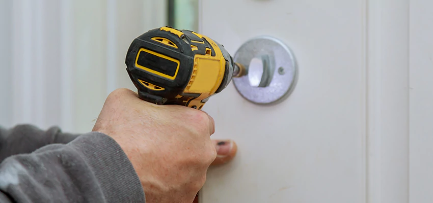 Street Locksmith For Smart Lock Repair in Crescent City, CA