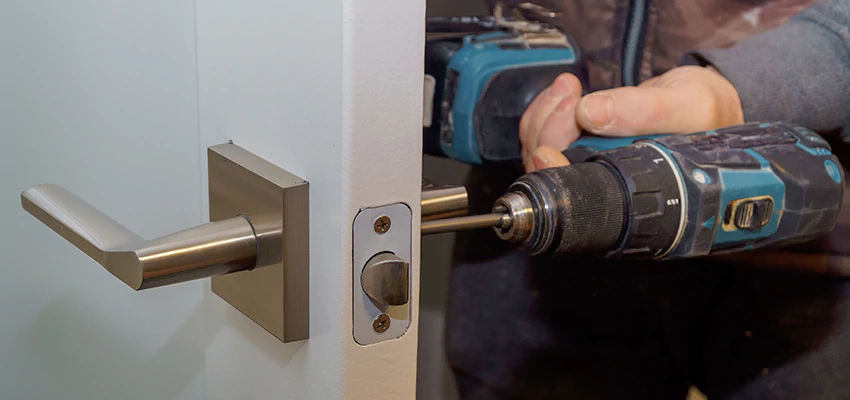 Broken Door Handle Lock Repair in Crescent City, California