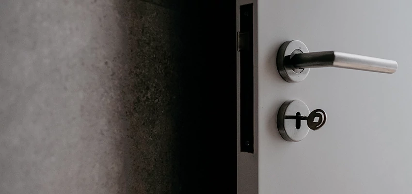 Front Door Handle Repair And Installation in Crescent City, CA